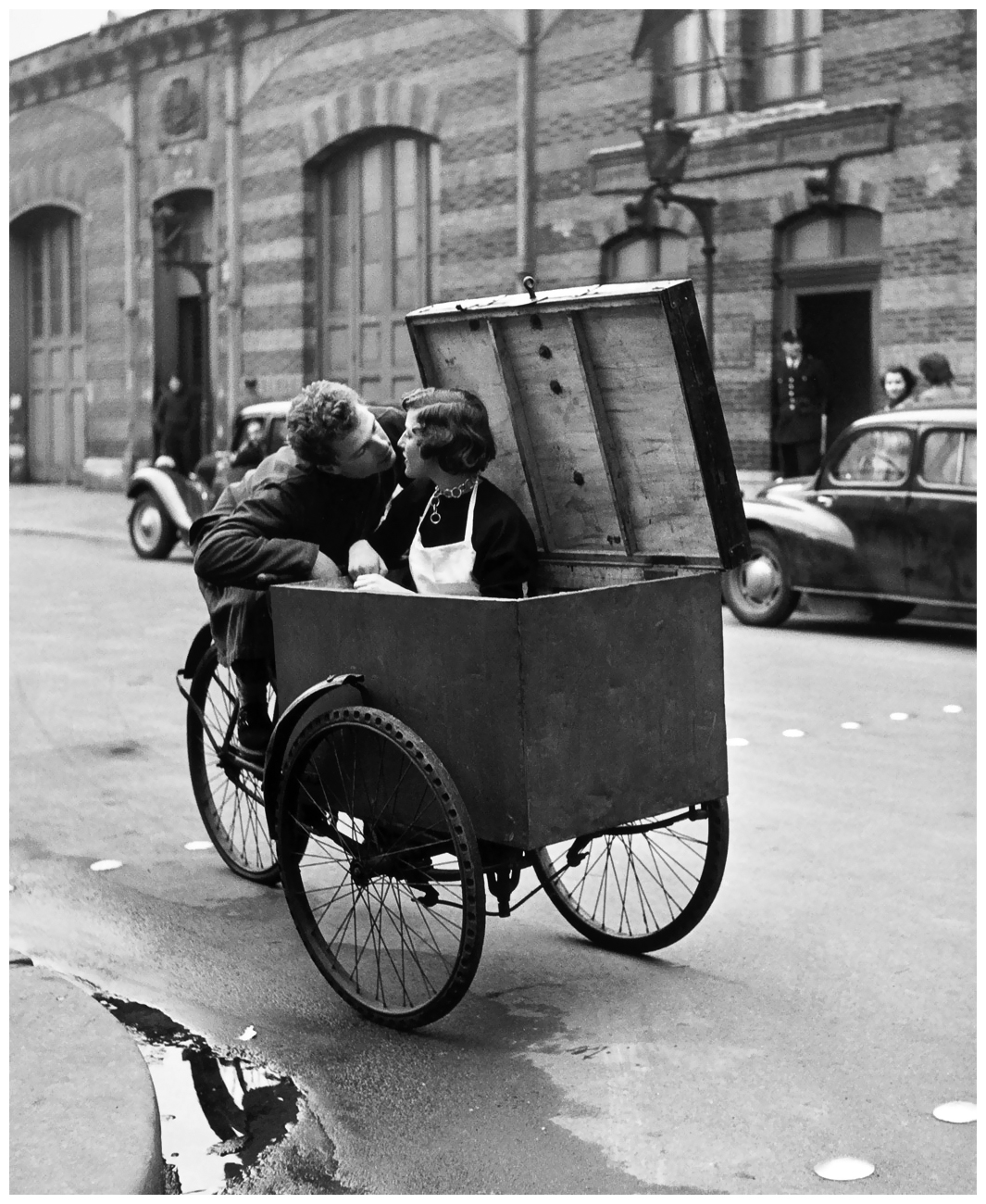Photographed by Robert Doisneau, Le Baiser Blotto 1950 ...