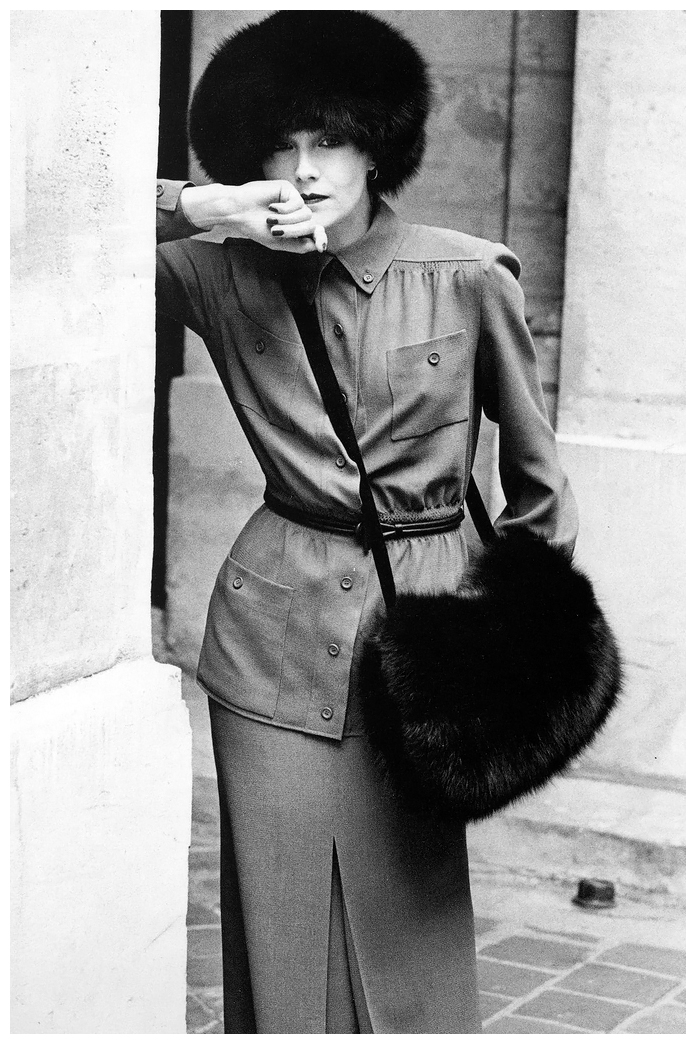  - model-susan-moncur-in-crepe-two-piece-suit-worn-with-black-fur-hat-and-bag-by-gc3a9rard-pipart-for-nina-ricci-photo-by-claus-ohm-1972