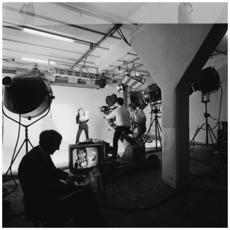 1966, reclameopnames in studio Paul Huf Photo Henk Jonker